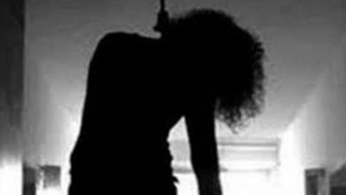 Photo of रायबरेली:महिला सभासद का शव फांसी पर मिला लटकता,जांच शुरू