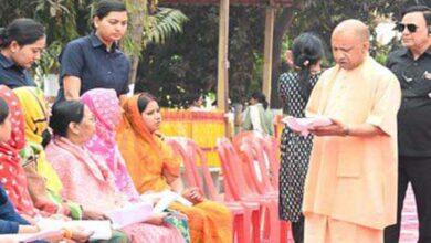 Photo of शिकायतों का त्वरित समाधान सुनिश्चित करें: CM योगी